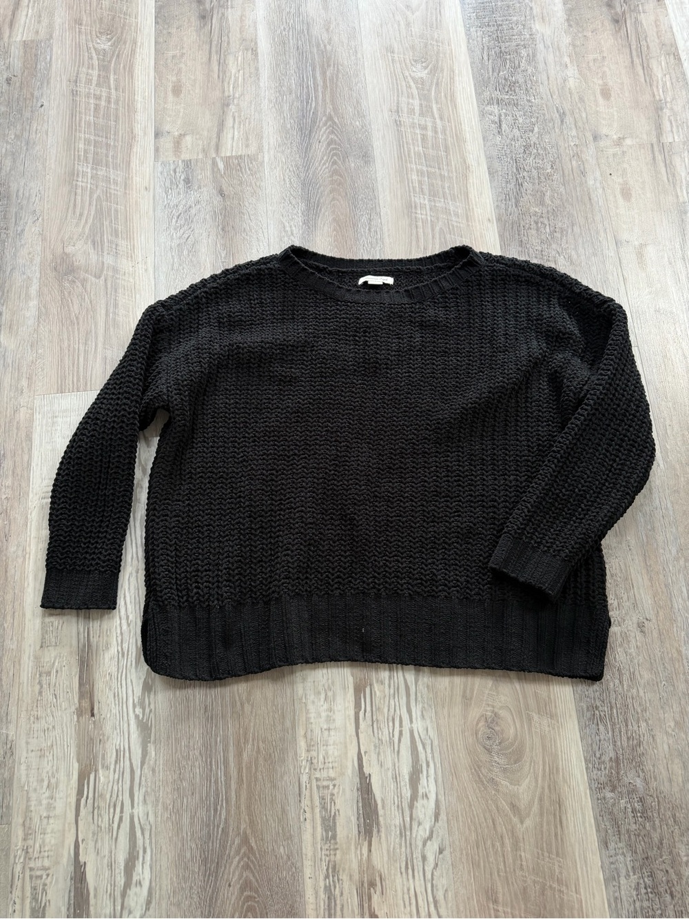 Vintage Women's Knit Sweater - Classic American Eagle Crewneck